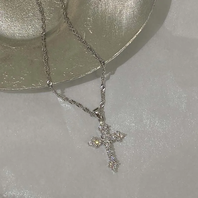 Shiny Crystal Zircon Cross Pendant Necklace for Women Girls Punk Silver Color Thin Chain Necklace Party Jewelry Birthday Gift Shiny Crystal Zircon Cross Pendant Necklace for Women Girls Punk Silver Color Thin Chain Necklace Party Jewelry Birthday Gift