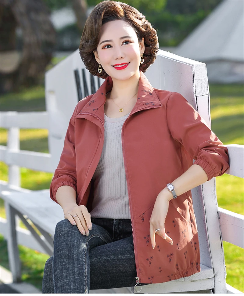 Women's Windbreaker New Spring Autumn Short Jackets Thin Mom Clothes Square Neck Pocket Zipper Printing Casual Trench Coats Women's Windbreaker New Spring Autumn Short Jackets Thin Mom Clothes Square Neck Pocket Zipper Printing Casual Trench Coats