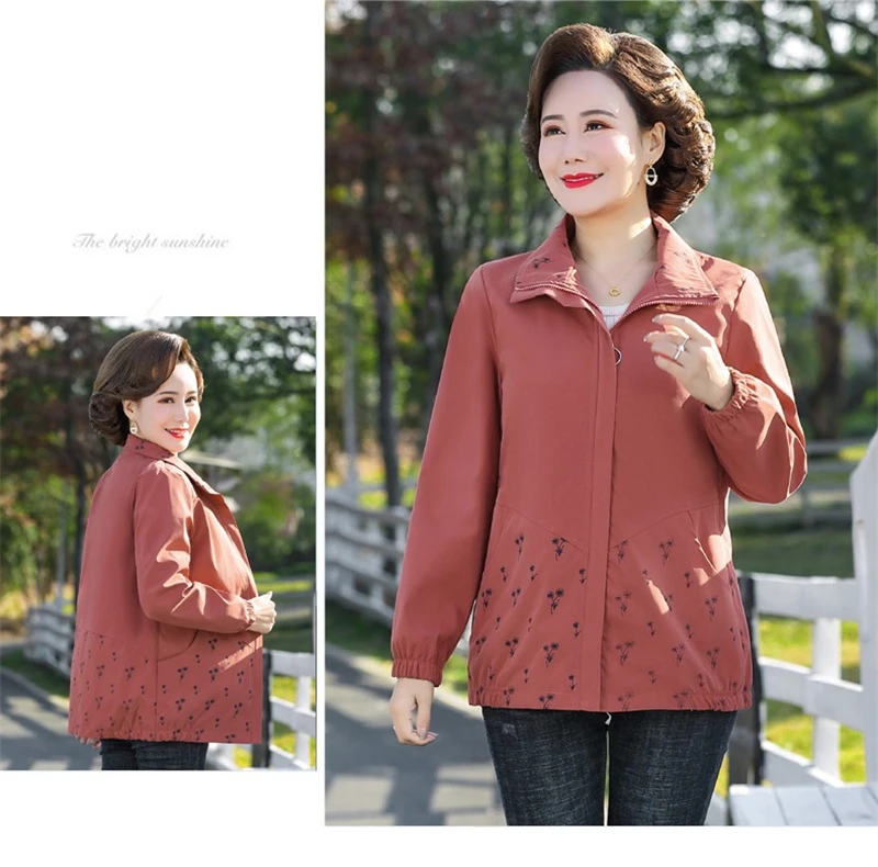Women's Windbreaker New Spring Autumn Short Jackets Thin Mom Clothes Square Neck Pocket Zipper Printing Casual Trench Coats Women's Windbreaker New Spring Autumn Short Jackets Thin Mom Clothes Square Neck Pocket Zipper Printing Casual Trench Coats
