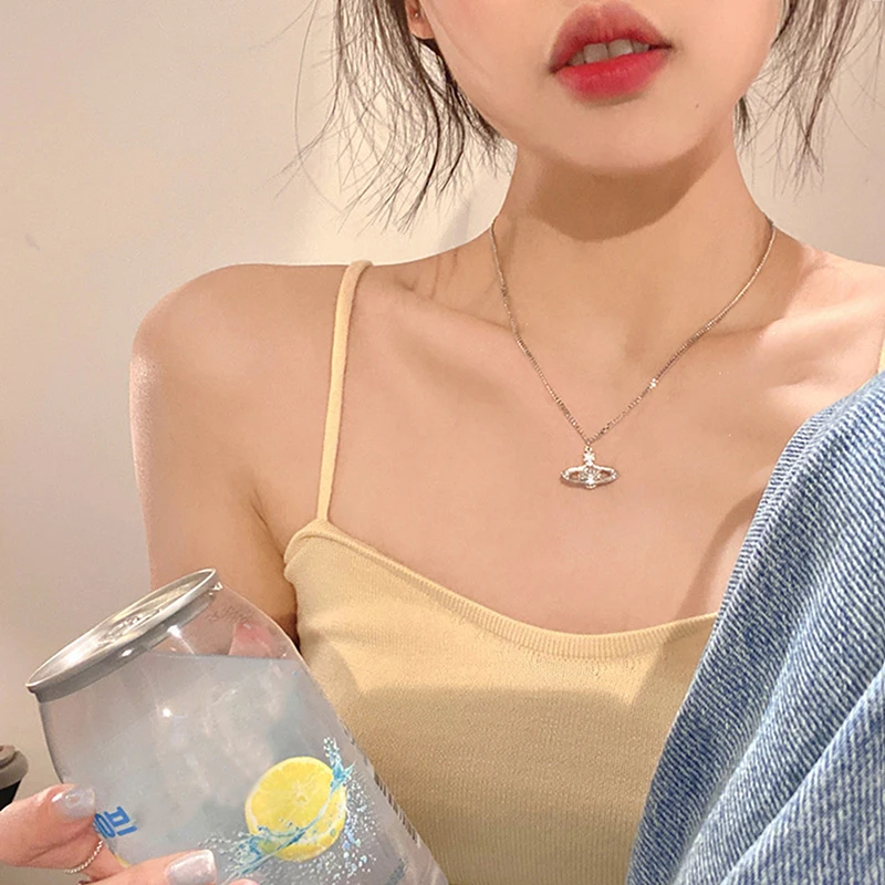Shining Planet Titanium Steel Necklace Women's Light Luxury Advanced Design Sense Niche Sweet Cool Clavicle Neck Chain Jewelry Shining Planet Titanium Steel Necklace Women's Light Luxury Advanced Design Sense Niche Sweet Cool Clavicle Neck Chain Jewelry