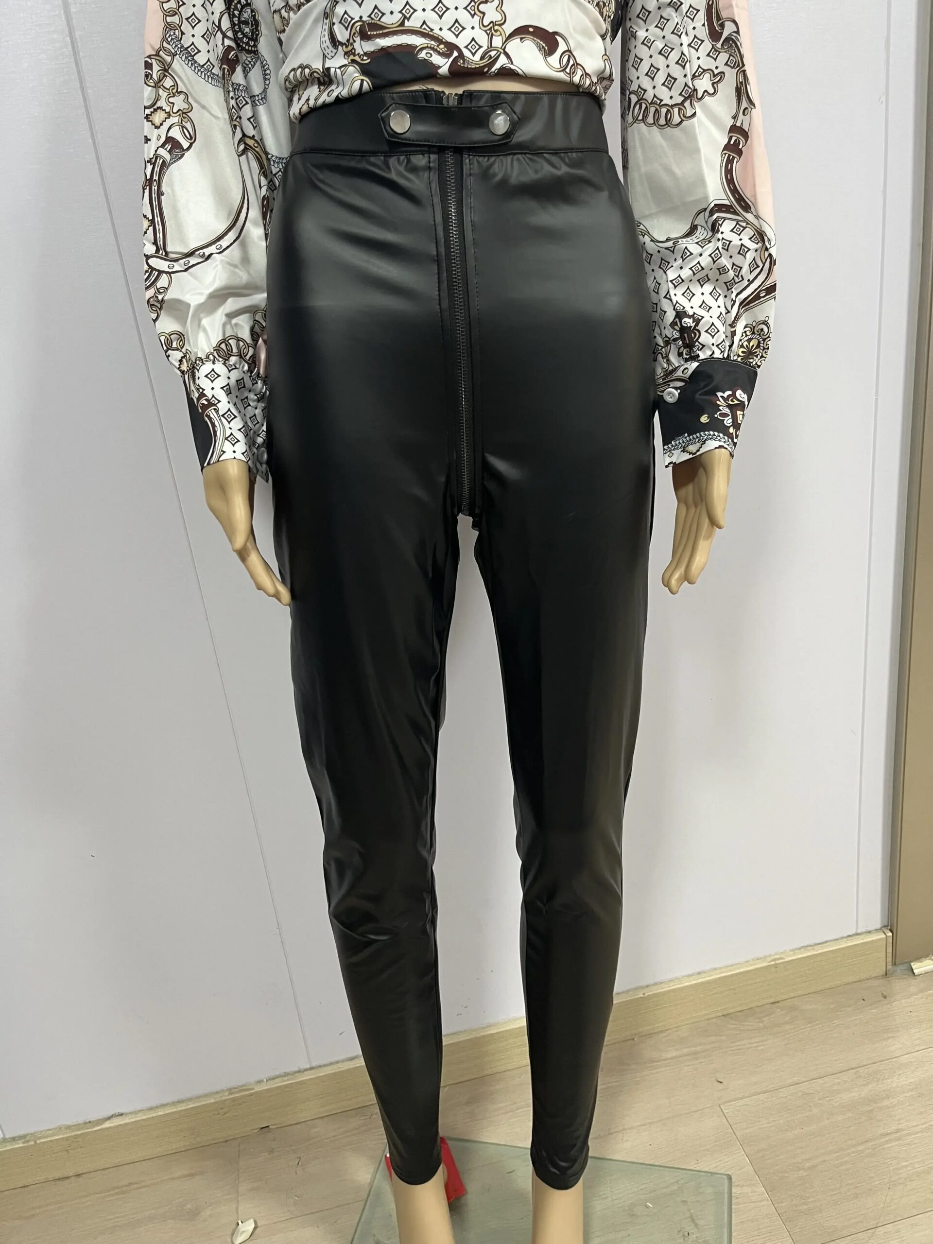 Winter Autumn Sexy Women PU Pants Black Fitness Slim High Waist Pencil Pants Zipper Streetwear Faux Leather Trousers for Women Winter Autumn Sexy Women PU Pants Black Fitness Slim High Waist Pencil Pants Zipper Streetwear Faux Leather Trousers for Women