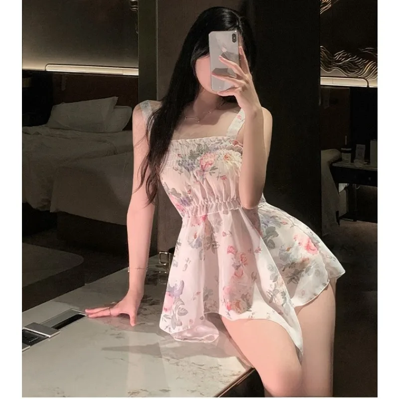 Sexy Lingerie Sexy and Passionate Tempting Cute Girl Hollowed Out Suspender French Nightgown Floral and Pleated Set Sexy Lingerie Sexy and Passionate Tempting Cute Girl Hollowed Out Suspender French Nightgown Floral and Pleated Set