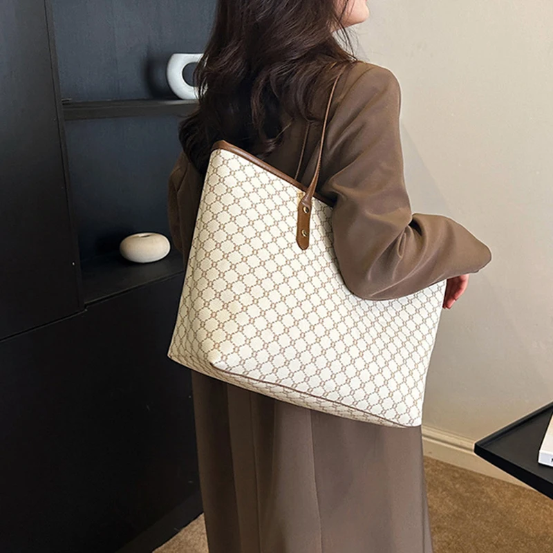 Large Capacity Shoulder Bag Women's PU Leather Handbag for Commuting and Casual Use Versatile Tote Bag Large Capacity Shoulder Bag Women's PU Leather Handbag for Commuting and Casual Use Versatile Tote Bag