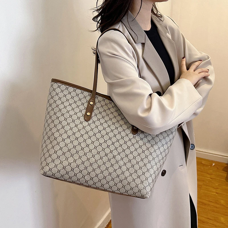 Large Capacity Shoulder Bag Women's PU Leather Handbag for Commuting and Casual Use Versatile Tote Bag Large Capacity Shoulder Bag Women's PU Leather Handbag for Commuting and Casual Use Versatile Tote Bag