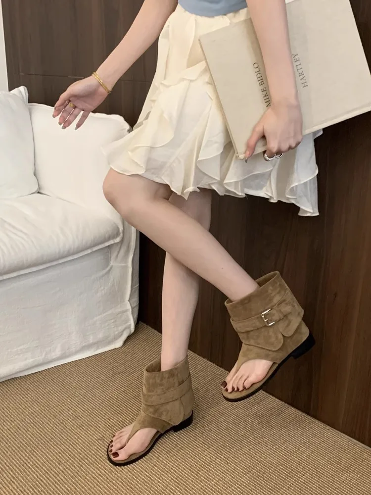 Women Peep Toe Boots2025 Summer New Flip Flops Luxury Vintage Cool Boots Breathable Comfortable Fashion Square Button Sandals Women Peep Toe Boots2025 Summer New Flip Flops Luxury Vintage Cool Boots Breathable Comfortable Fashion Square Button Sandals