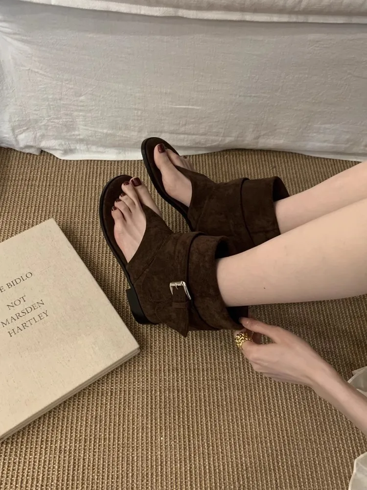 Women Peep Toe Boots2025 Summer New Flip Flops Luxury Vintage Cool Boots Breathable Comfortable Fashion Square Button Sandals Women Peep Toe Boots2025 Summer New Flip Flops Luxury Vintage Cool Boots Breathable Comfortable Fashion Square Button Sandals